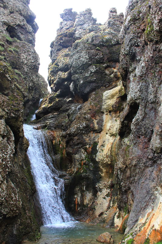 водопад в верховьях Хвелагерди